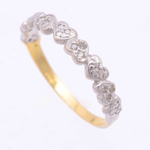 #38057-Meia Aliança Corações em Ouro Amarelo 18k, Ródio com 6 Pontos de Diamantes